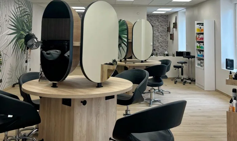Salon de coiffure Le Petit Salon de Virginie à Lafitte-sur-Lot, vue 3